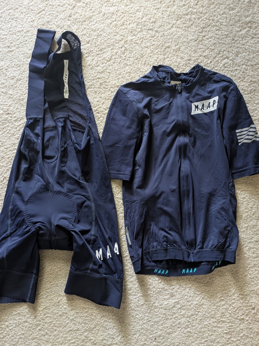 MAAP women’s pro kits Navy 2pc Cycling Set Jersey medium & bibs XS socks